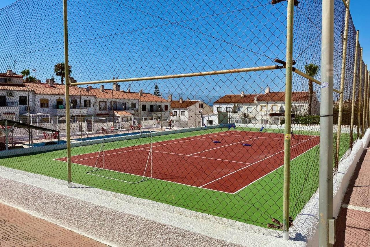 Costa Blanka Resident Apartman Torrevieja Luaran gambar
