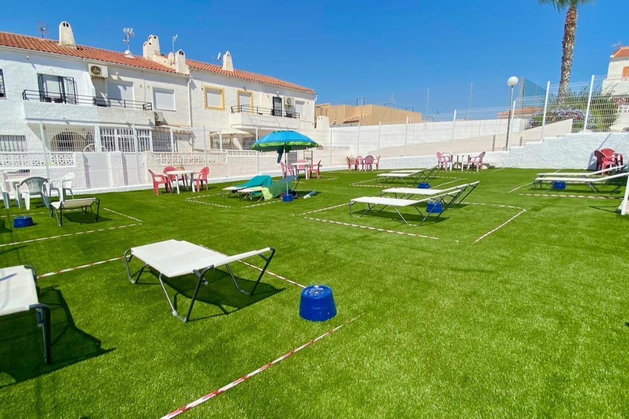 Costa Blanka Resident Apartman Torrevieja Luaran gambar